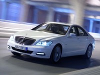 Mercedes réduit la production de sa Classe S
