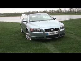Volvo C70 : elle fait fondre la glace !