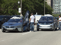 Les BMW i8 et i3 tournent dans Chicago