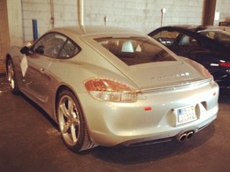La-nouvelle-Porsche-Cayman-dans-son-plus-simple-appareil-82631.jpg