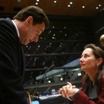 Ecologie automobile : Nicolas Sarkozy : 1,  Ségolène Royal : 0 !