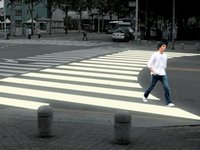 Un passage piéton incurvé qui permet de réduire le nombre d'accidents