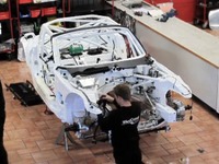 L'assemblage d'une BMW Z4 GT3 en vidéo