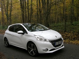 Essai Peugeot 208 THP 155 bvm6 Féline : petite douée ou surdouée ?