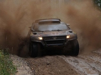 Silk Way Rally: Sainz prend le pouvoir 