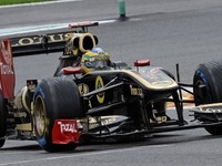 Bruno Senna a satisfait Lotus-Renault GP 