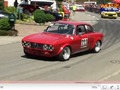 Alfa Romeo Giulia GT à l'attaque en course de côte, quand tout à coup...