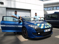 Vidéo : Caradisiac à bord de la Mégane RS de la gendarmerie