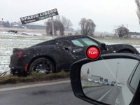 Un prototype d'Alfa Romeo 4C au tas