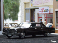 1/43ème - CADILLAC Fleetwood 75 Limousine