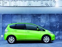 Mondial de Paris 2010 - Honda Jazz Hybride : elle fait mal aux yeux, pas à la planète