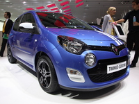 Vidéo en direct de Francfort - Nouvelle Renault Twingo, des versions paisibles jusqu'à la RS