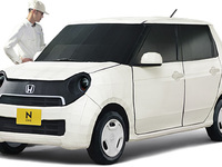 Une Honda N-One en kit et en carton échelle 1