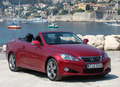 Essai Lexus IS 250 C : le coude à la portière
