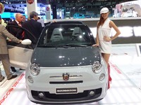 Mondial de Paris 2010 Live : Abarth 500c EsseEsse, elle devrait décoiffer