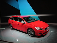Mondial de Paris 2010 : la Volvo V60 fait sa promo en vidéo