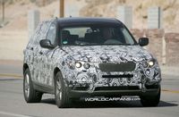 Spyshot : un futur BMW X3 dans le désert