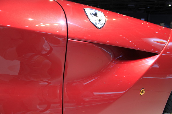 Photo Ferrari F12 Berlinetta 