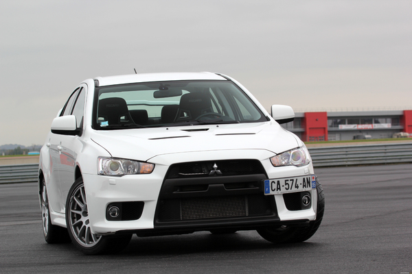 Photo Mitsubishi Lancer Evolution 