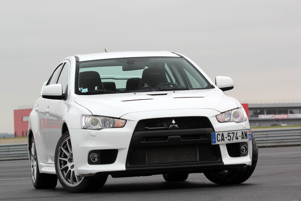 Photo Mitsubishi Lancer Evolution 