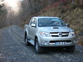 TOYOTA-HILUX-10