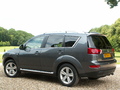 Peugeot-4007-09