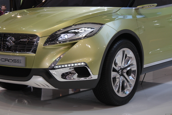 Photo Suzuki S-cross Concept 