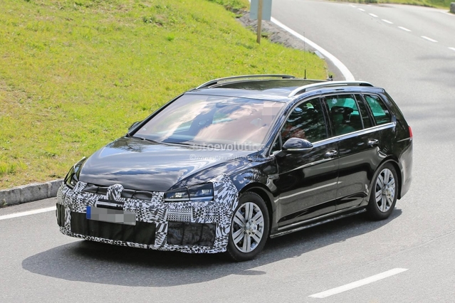 Surprise : le break de chasse Volkswagen Golf R SW restylé sort du bois