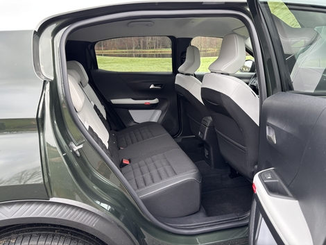 Ce n'est plus le cas de celle du C3 Aircross, qui est désormais fixe.