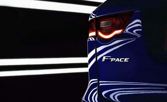 Jaguar tease le F-Pace, le SUV de série préfiguré par le concept CX-17