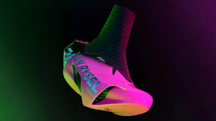 Avec le Van Rysel FTP², Decathlon a créé un vélo électrique aussi rapide qu’une R5 électrique !