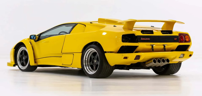 En fait, cette Lamborghini Diablo cache le prototype de la première supercar de série à dépasser les 1000 chevaux
