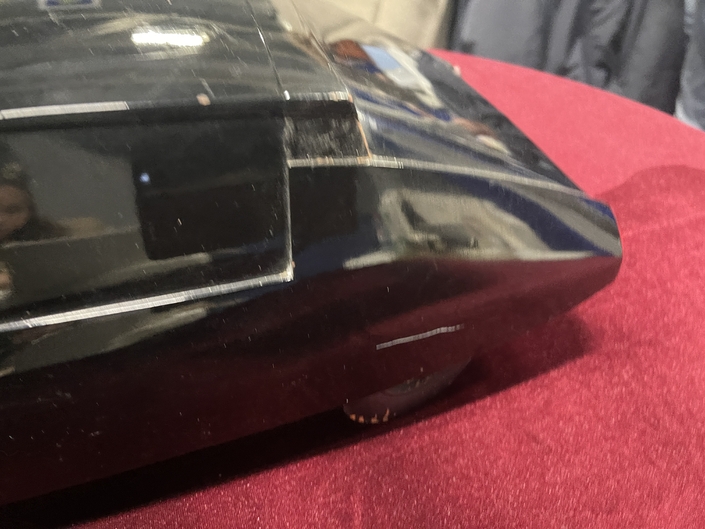 Cette partie annonce clairement le montant arrière de la Citroën SM.