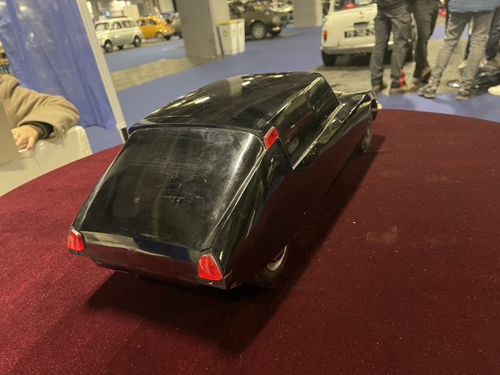 La mystérieuse Citroën du stand Caradisiac à Rétromobile