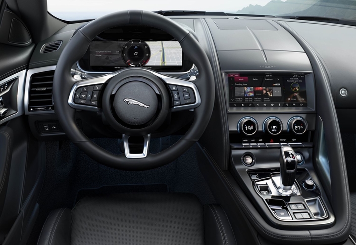 Jaguar présente la F-Type restylée