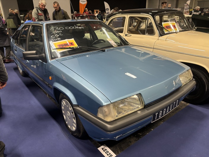 7 900 € pour une Citroën BX phase 2 de 130 000 km à moteur diesel atmosphérique, boîte auto et enjoliveurs de C3… On dit bof ? Oui, car une rapide recherche sur le Net nous oriente vers une frangine grise avec 88 000 km, à 3 200 €.