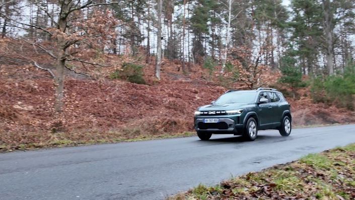 Le Dacia Duster GPL adopte un moteur plus puissant de 120 ch, mais reste en dessous des 20 000 €