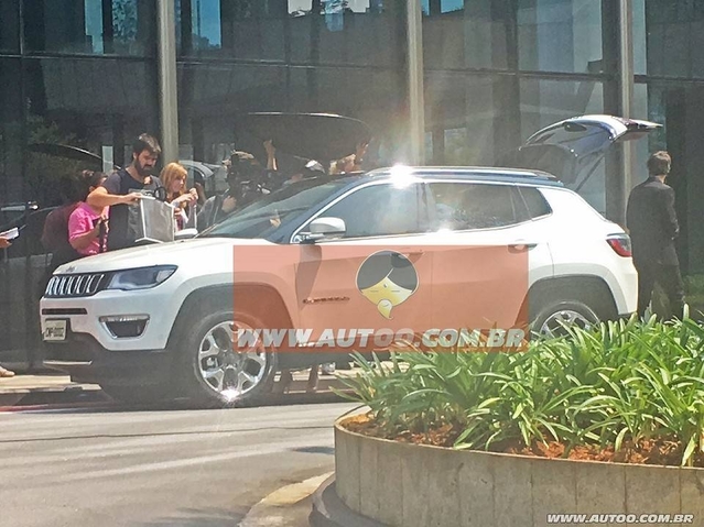 Scoop : le futur Jeep Compass de sortie totalement nu