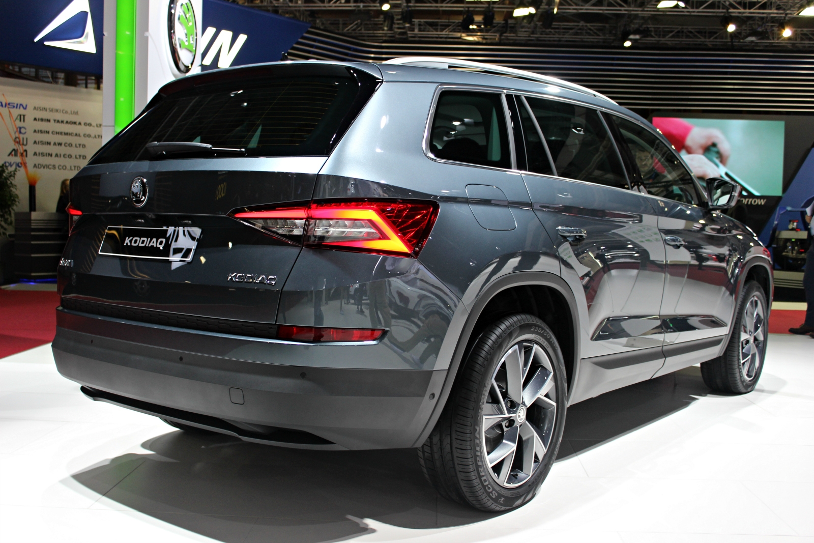 S0 skoda kodiaq l ours familial en direct du mondial de paris 2016 387433