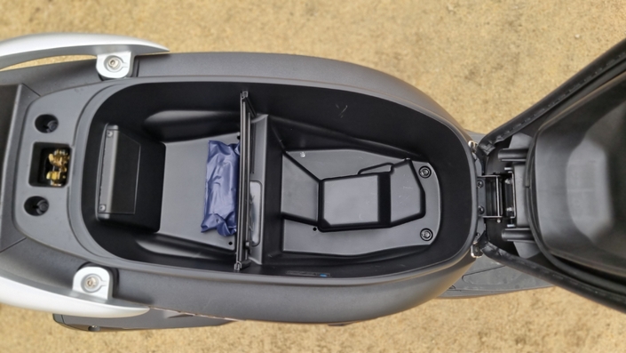 Scooter pas cher, le Kymco People S 125 peut-il tout faire ?