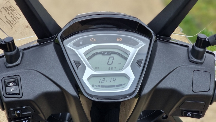 Scooter pas cher, le Kymco People S 125 peut-il tout faire ?