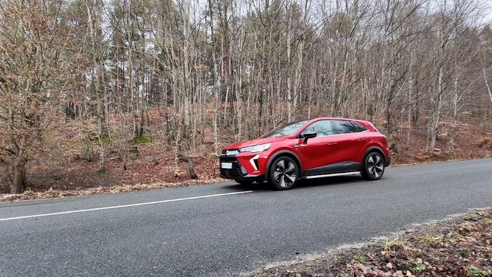 Le Mitsubishi Grandis, copie du Renault Symbioz est-il mieux que l'original ?