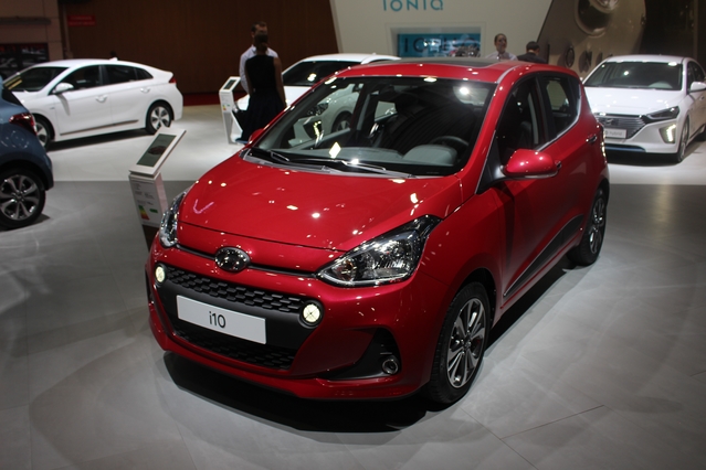 Hyundai i10 restylée : timide - Vidéo en direct du Mondial de l'auto 2016