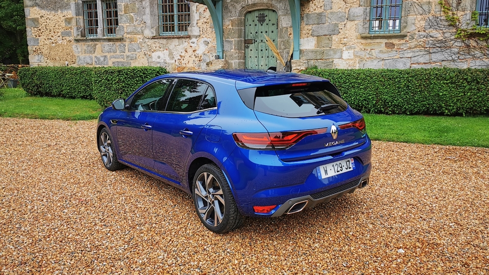 Renault megane универсал 2021