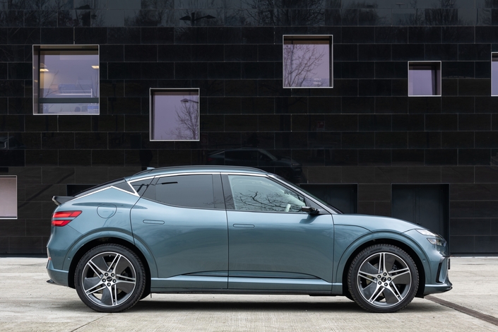 Genesis GV60 : le "Lexus de Hyundai" débarque enfin en France pour défier Audi et BMW