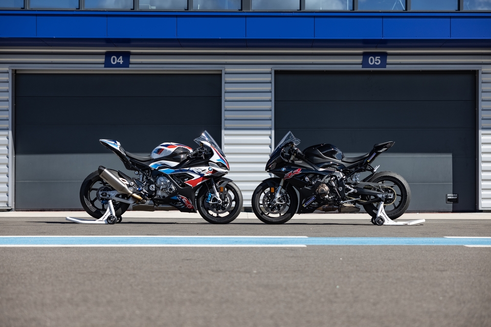 Comparatif - BMW M 1000 RR VS BMW S 1000 RR : le verdict