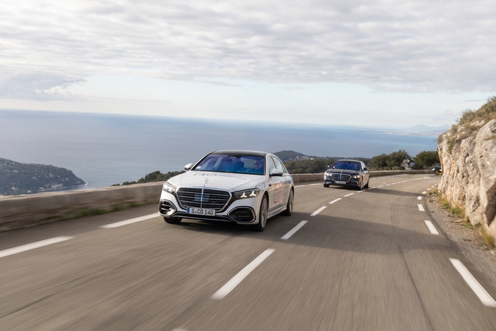 Ces deux nouvelles Mercedes Classe S se lancent dans un vrai tour du monde de 50 000 kilomètres.