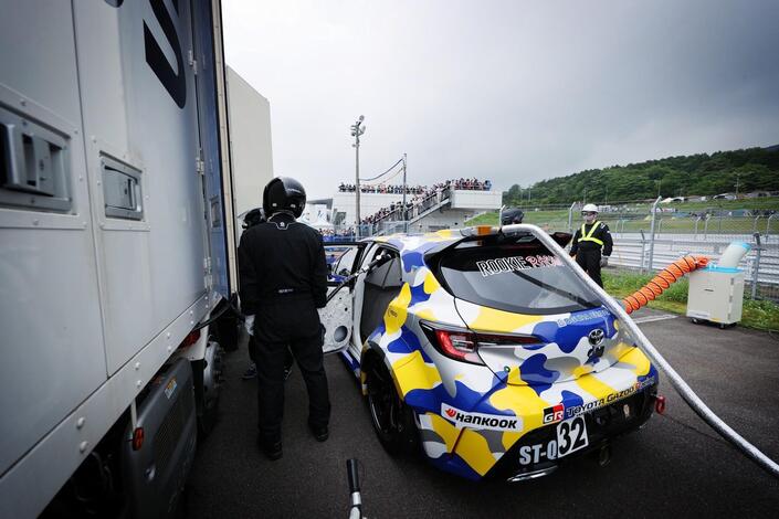 La course chaotique de la Toyota Corolla à hydrogène