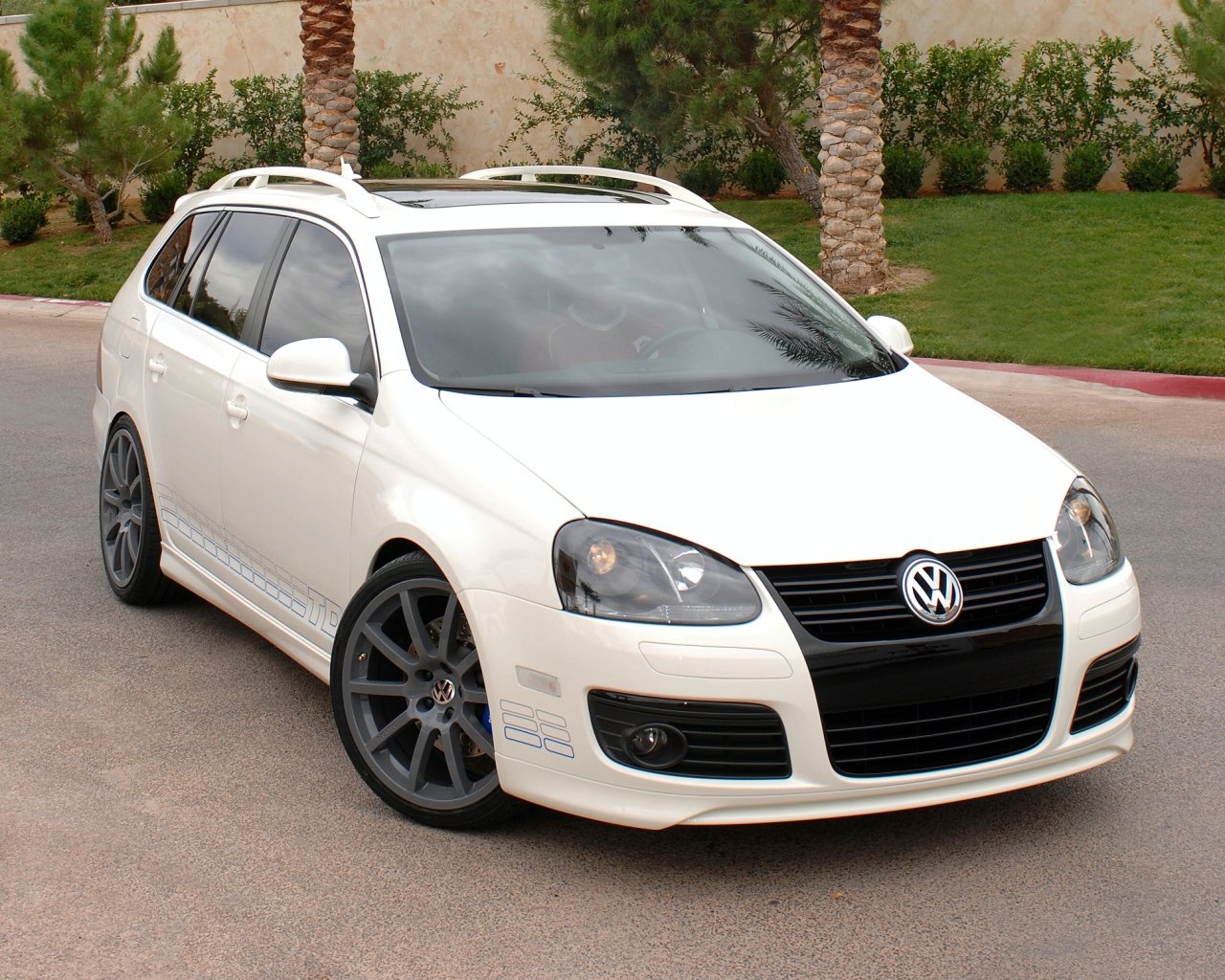 SEMA Show Volkswagen Jetta TDI SportWagen et Jetta TDI Cup