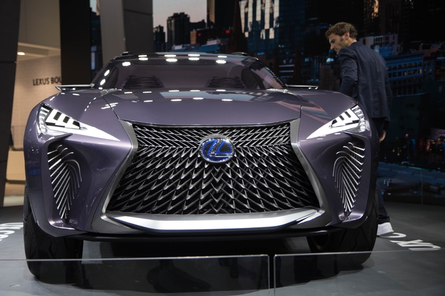 Lexus UX Concept : surprenant - En direct du Mondial de Paris 2016